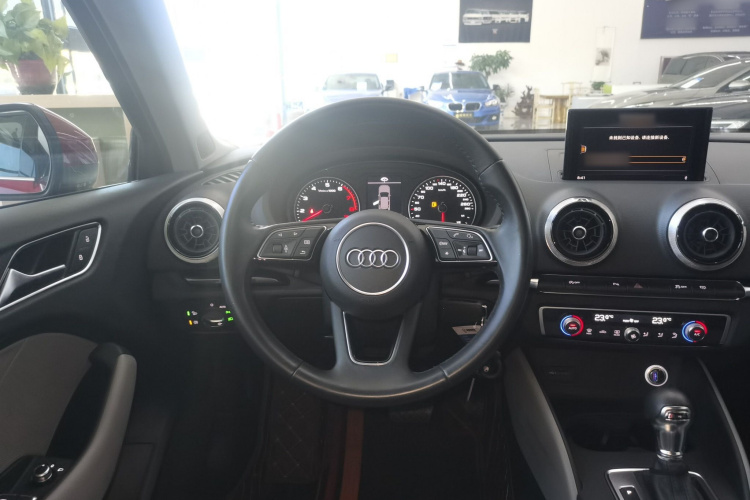 奥迪A3 2019款 Sportback 35 TFSI 时尚型 国VI中控内饰13