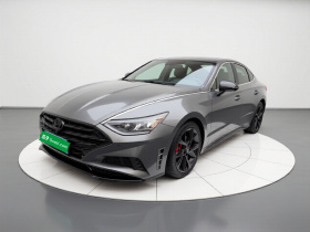 现代 索纳塔 2022款 380TGDi 自动20周年纪念款