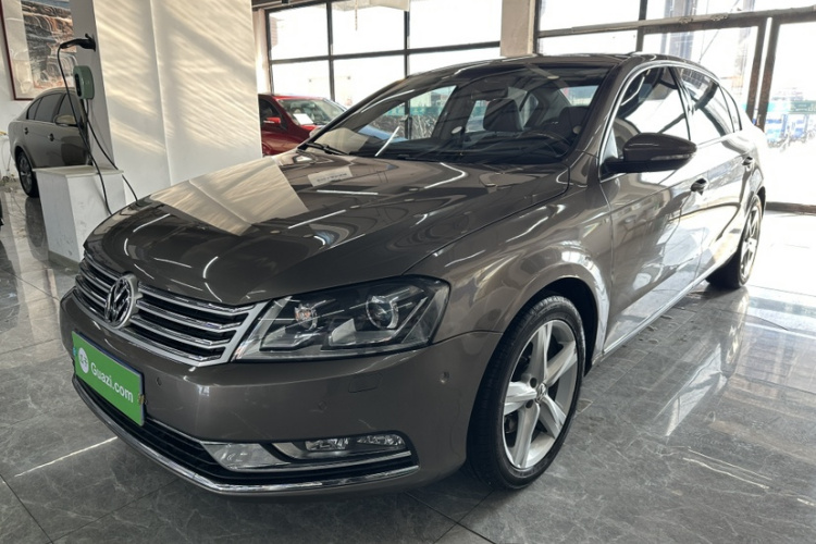 大众 迈腾 2015款 改款 2.0TSI 尊贵型车身外观6004