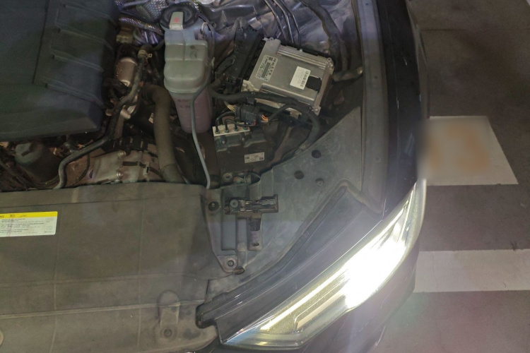 奥迪A6L 2019款 40 TFSI 豪华动感型局部细节9006