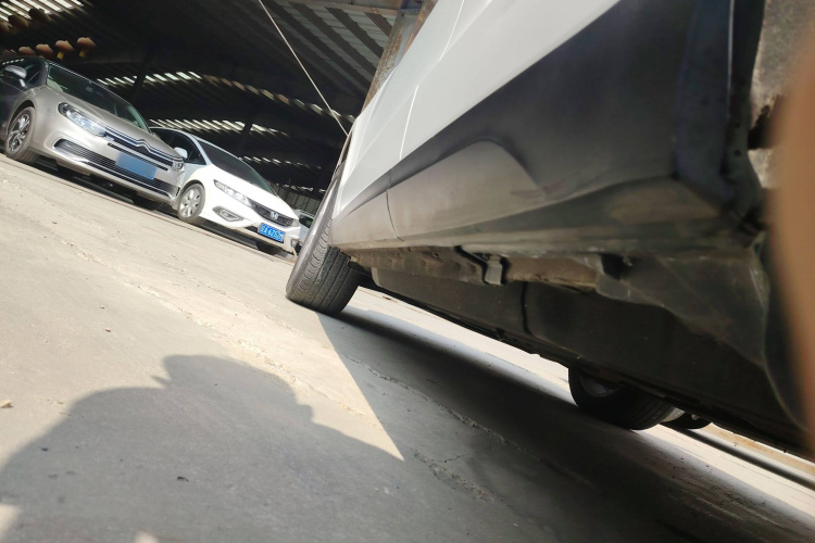 奥迪Q5 2016款 40 TFSI 进取型局部细节9002