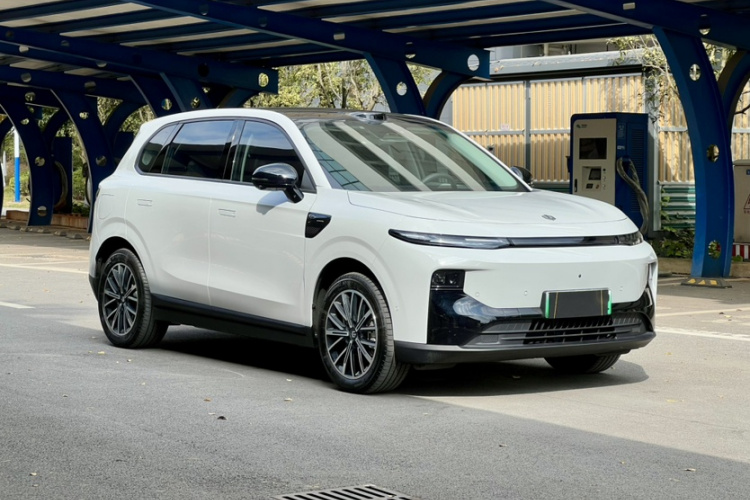 零跑汽车 零跑B10 2025款 510激光雷达版车身外观6009