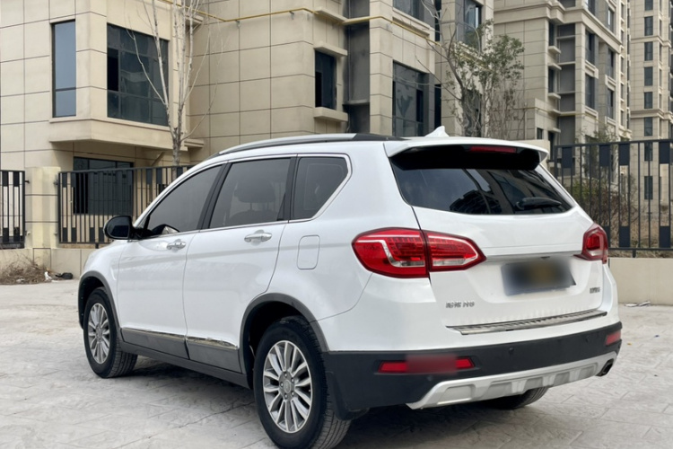 哈弗H6 2018款 红标 运动版 1.5T 手动两驱精英型车身外观6006
