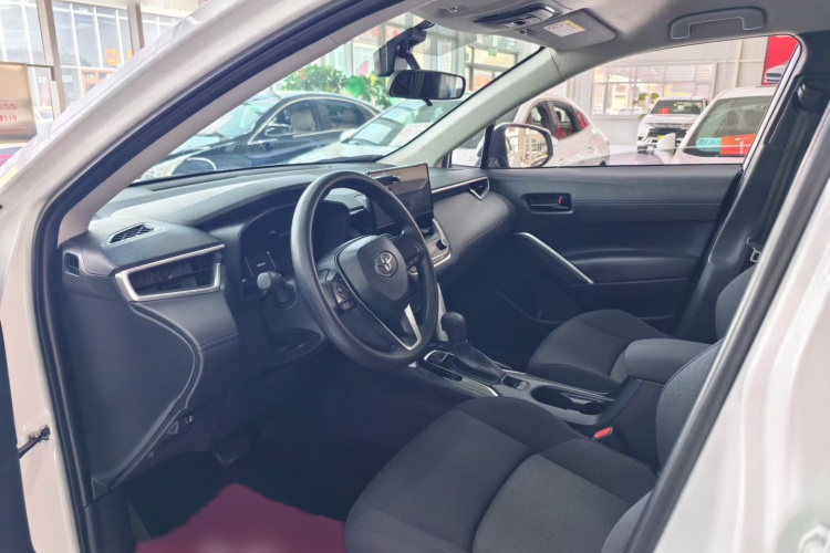 丰田 锋兰达 2023款 2.0L CVT精英版车身外观6006