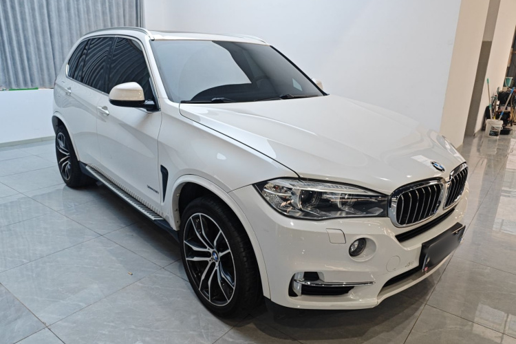 宝马X5(进口) 2018款 xDrive28i车身外观3