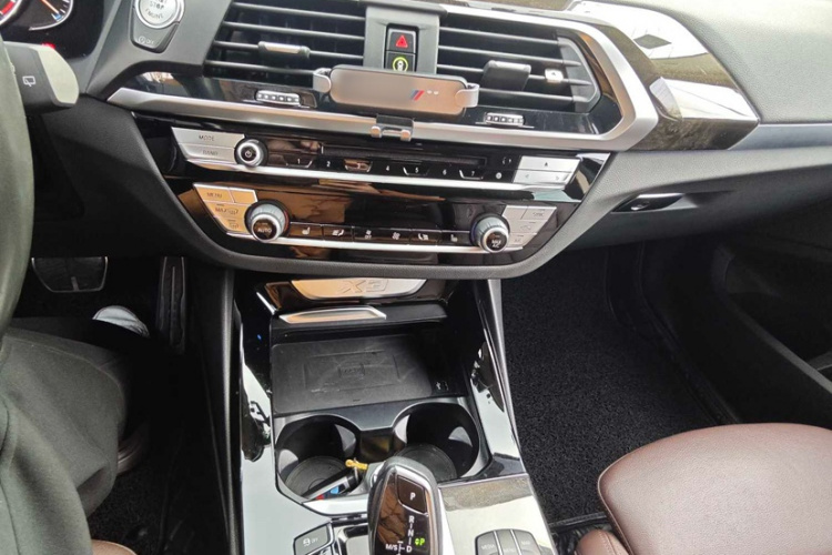 宝马X3 2019款 xDrive30i 领先型 M运动套装中控内饰7008