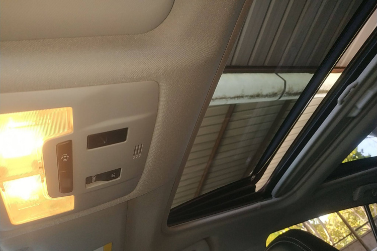 丰田 RAV4荣放 2016款 2.5L 自动四驱精英版中控内饰22