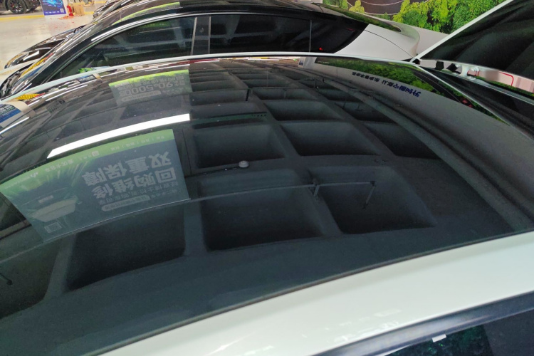 特斯拉 Model Y 2021款 标准续航后驱版局部细节57