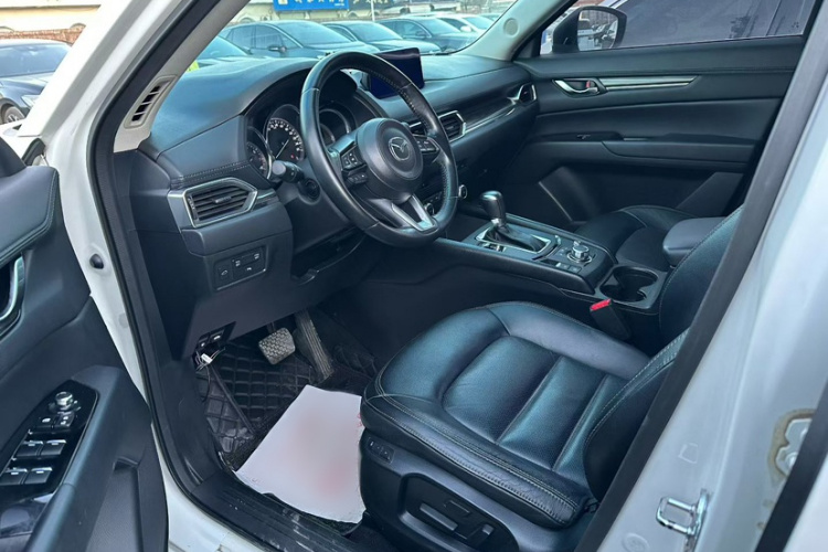 马自达CX-5 2017款 2.0L 自动两驱智享型 国V中控内饰7004