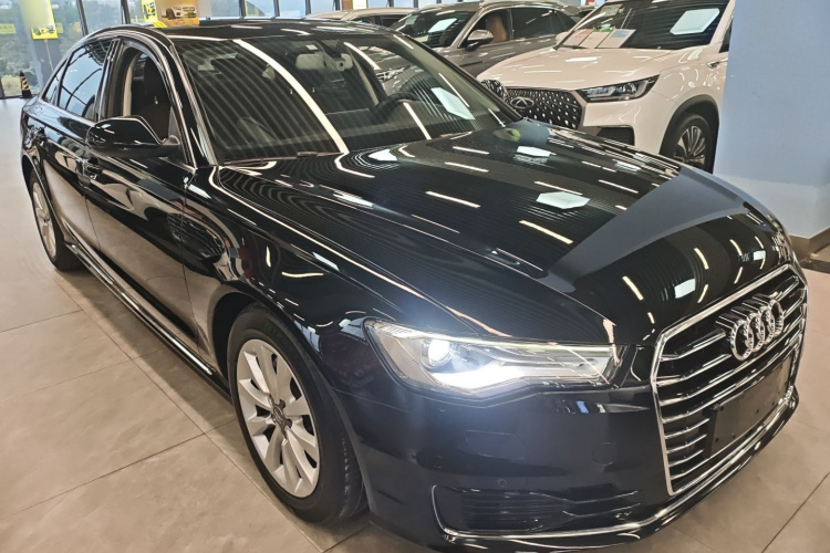 奥迪A6L 2017款 30 FSI 技术型车身外观3