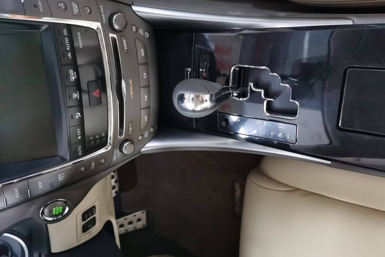 雷克萨斯IS 2011款 250 炫动版局部细节24