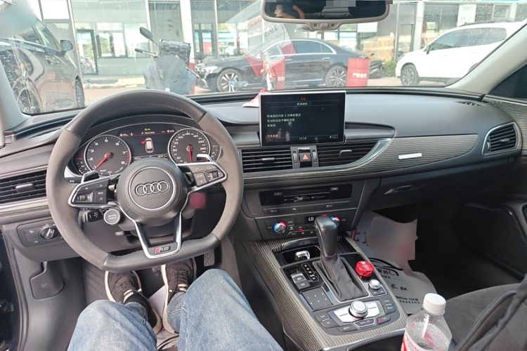 奥迪A6(进口) 2017款 Avant 40 TFSI 运动型中控内饰12