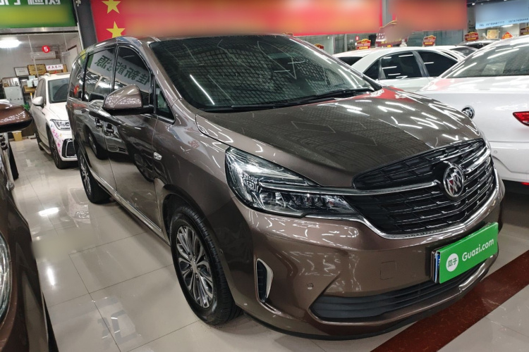 别克GL8 2021款 陆上公务舱 652T 尊贵型车身外观3