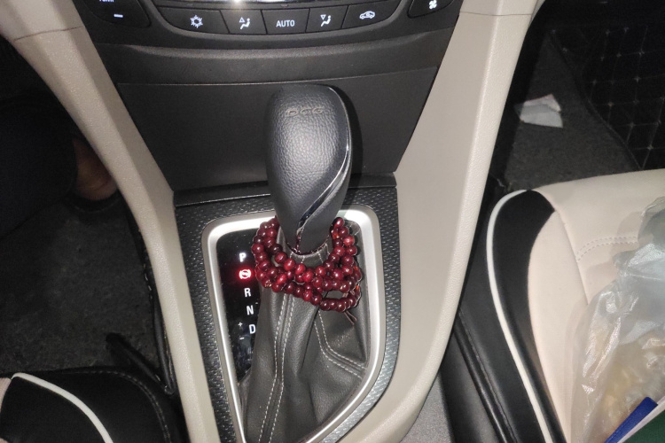 别克 英朗 2019款 15T 双离合互联精英型 国VI局部细节18