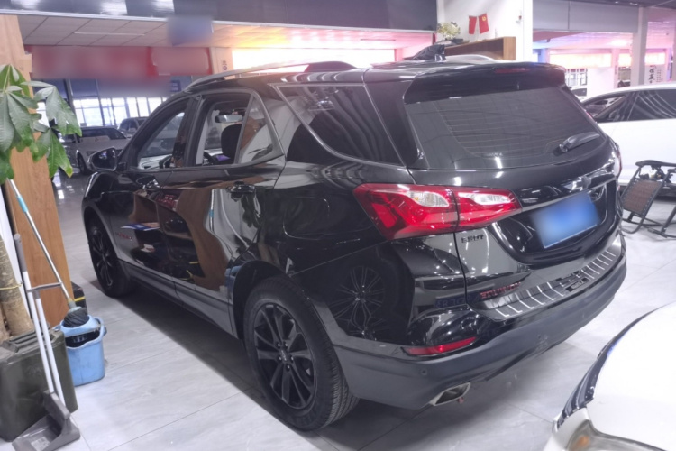 雪佛兰 探界者 2019款 Redline 550T 自动四驱拓界版RS 国VI车身外观4