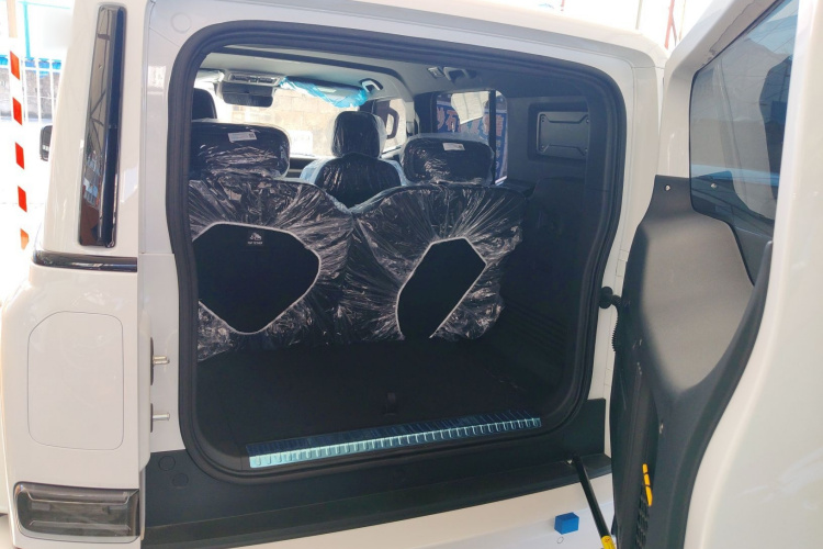 奇瑞iCAR V23 2025款 401两驱进阶版机舱底盘23