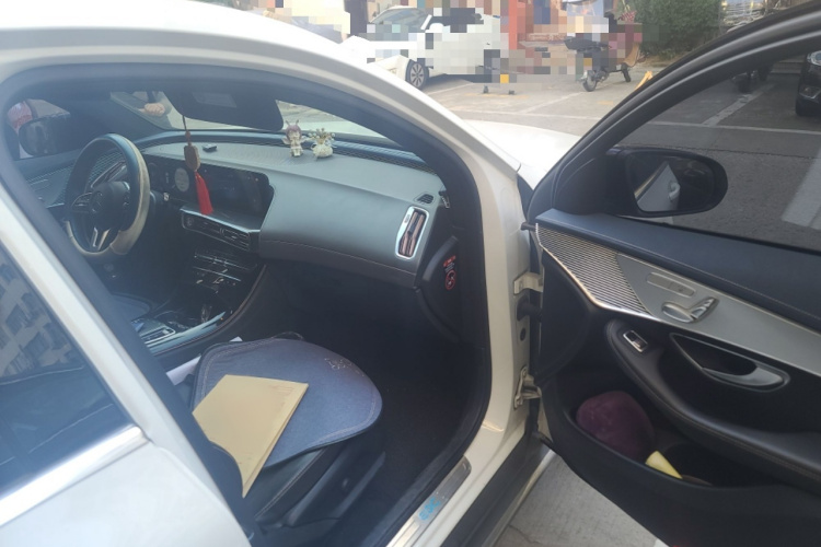 奔驰EQC 2022款 EQC 350 4MATIC局部细节9005