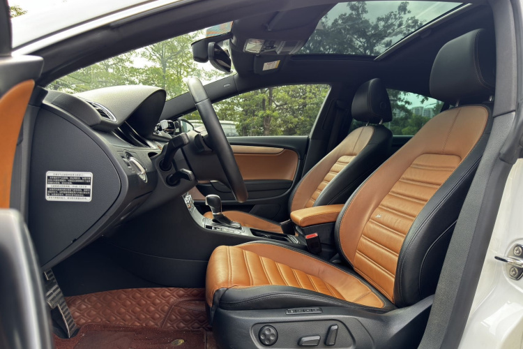 一汽-大众CC 2015款 1.8TSI 豪华型局部细节19