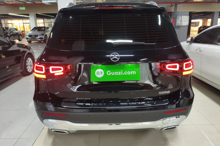 奔驰GLB 2021款 GLB 200 时尚型车身外观6