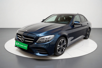 奔驰C级 2019款 C 260 运动版