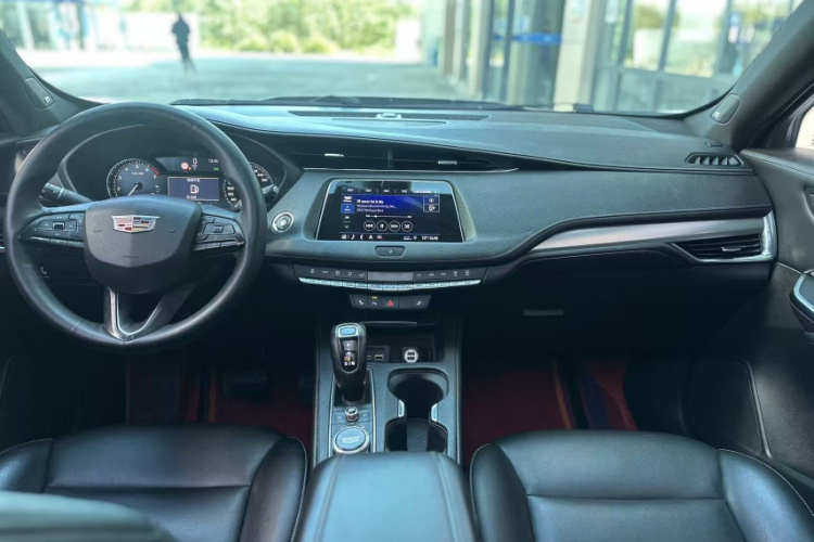 凯迪拉克XT4 2018款 28T 两驱领先型中控内饰7001