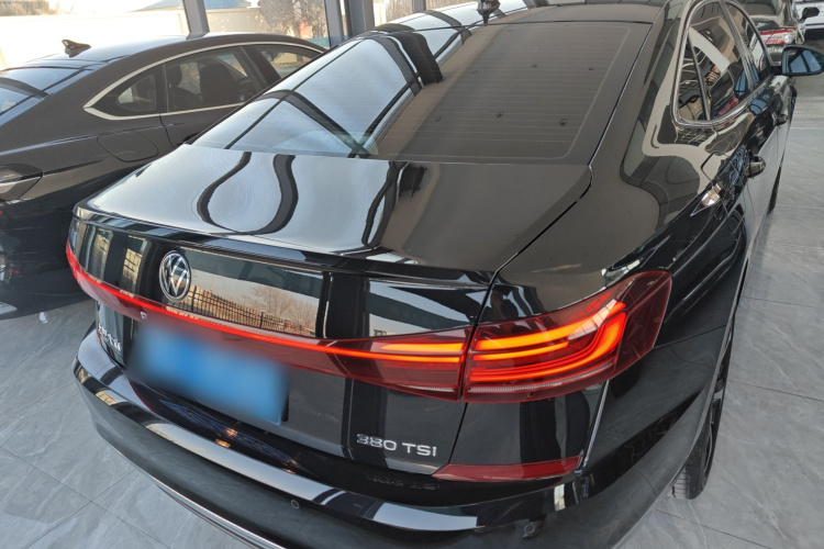 大众 帕萨特 2025款 出众款 380TSI 星空龙腾版车身外观6