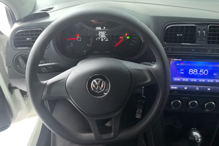 大众 Polo 2018款 1.5L 自动安驾型中控内饰13