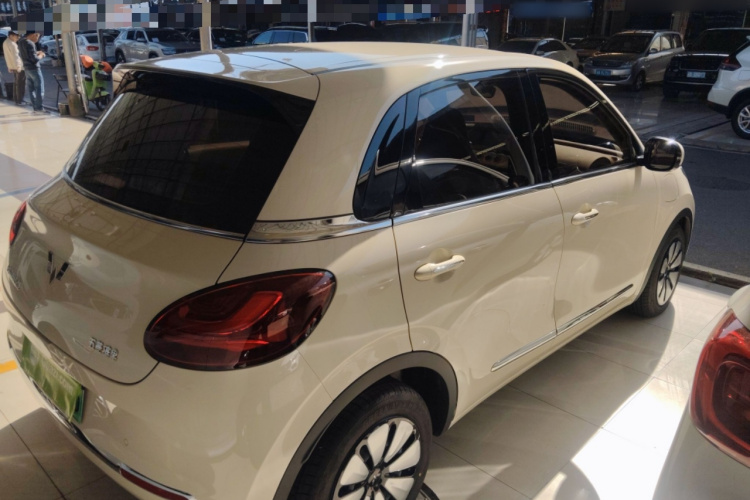 五菱汽车 五菱缤果 2025款 333km 灵犀互联款车身外观7