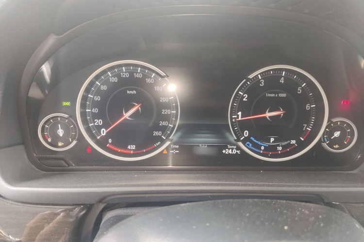 宝马5系 2017款 525Li 豪华设计套装局部细节14