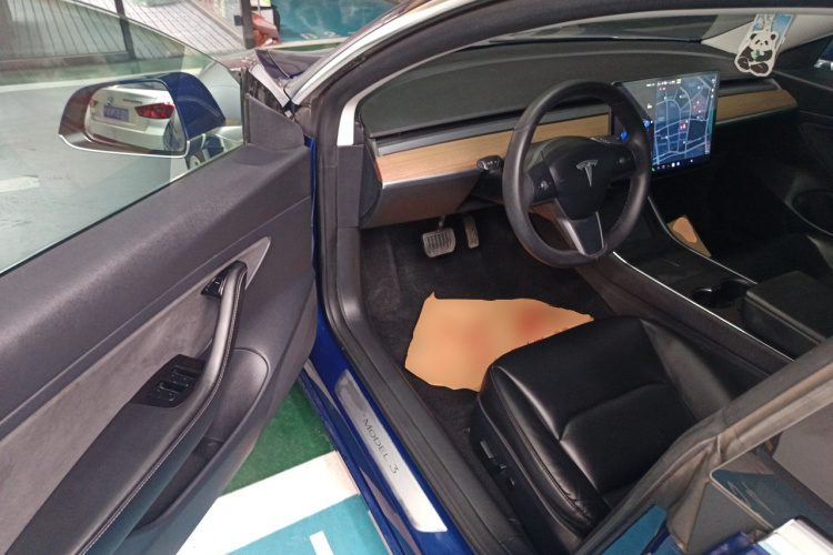 特斯拉 Model 3 2020款 标准续航后驱升级版中控内饰20