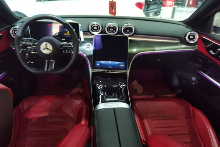 奔驰C级 2022款 C 260 L 运动版中控内饰7002