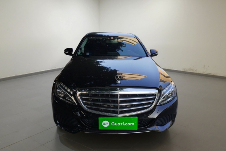 奔驰C级 2017款 改款 C 180 L 时尚型车身外观2