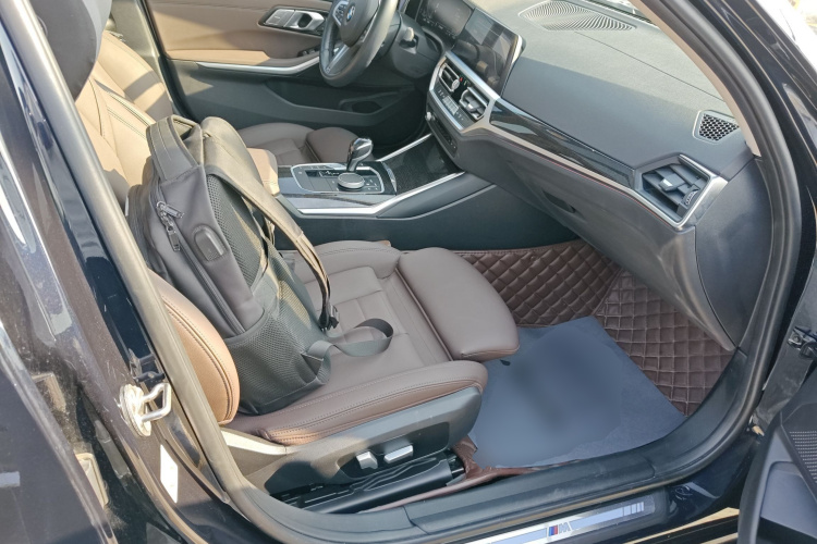 宝马3系 2021款 改款二 325Li M运动套装局部细节41