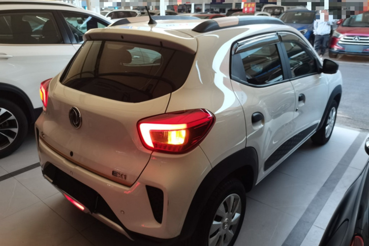 东风纳米EX1 2021款 质行版车身外观7