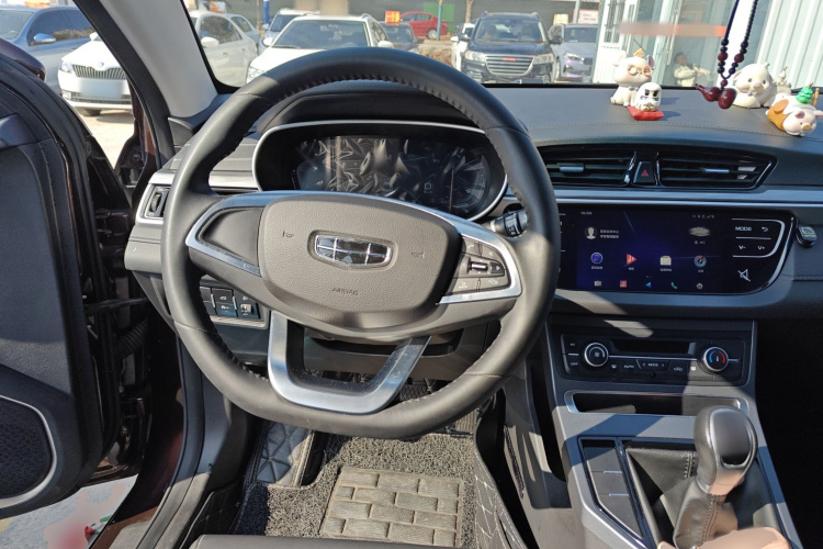 吉利汽车 帝豪 2019款 领军版 1.5L 手动向上互联型 国VI中控内饰13
