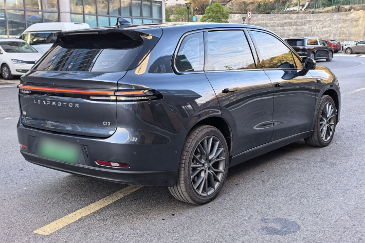 零跑汽车 零跑C10 2026款 605激光雷达版车身外观6005