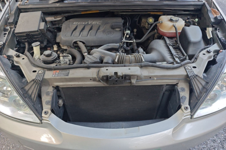 别克GL8 2014款 2.4L 行政版局部细节24