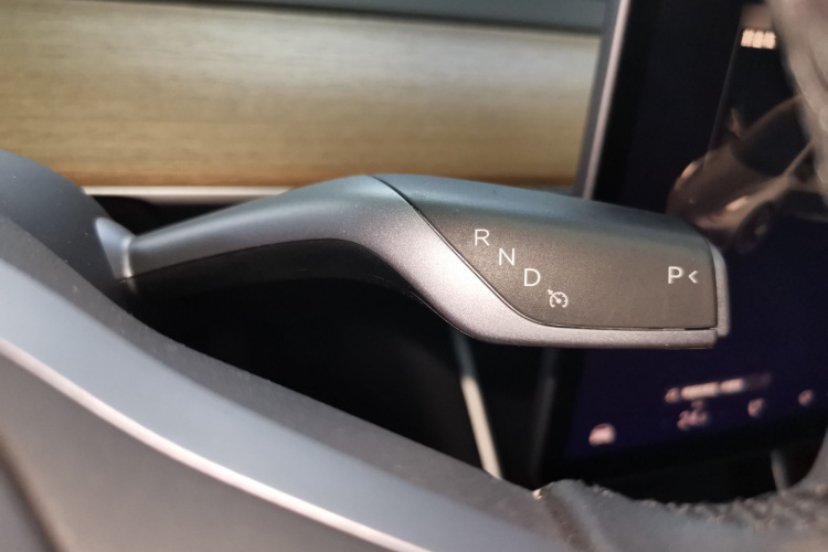 特斯拉 Model 3 2020款 改款 标准续航后驱升级版局部细节18