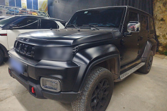 北京越野 北京BJ40 2023款 2.0D 自动四驱刀锋英雄版侠客型