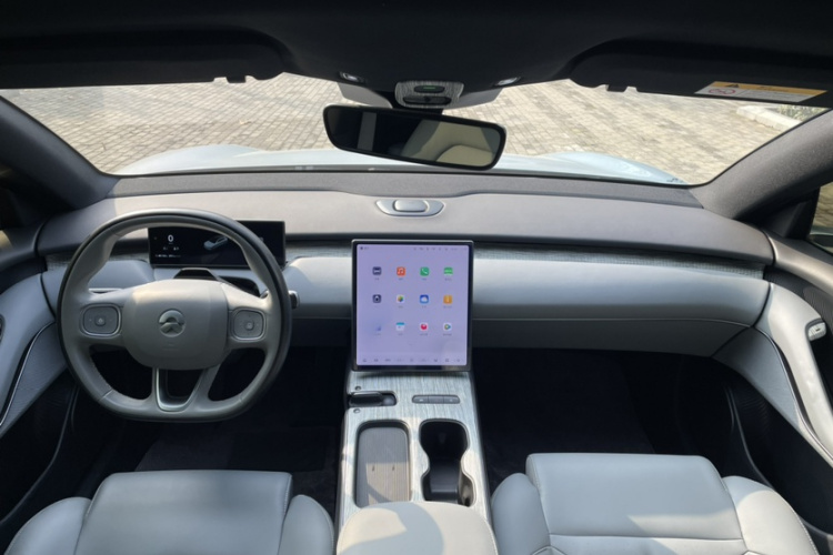 蔚来ET5T 2023款 75kWh Touring中控内饰7006