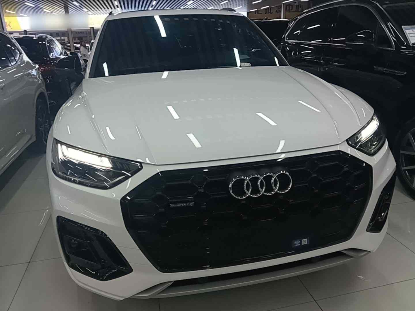奥迪Q5L 2024款 40 TFSI 豪华动感型(1)
