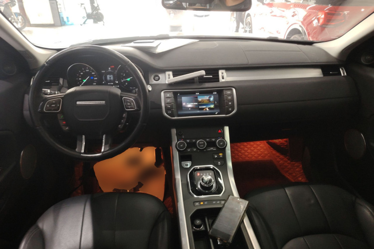 路虎 揽胜极光 2017款 2.0T 英伦锋尚版中控内饰12