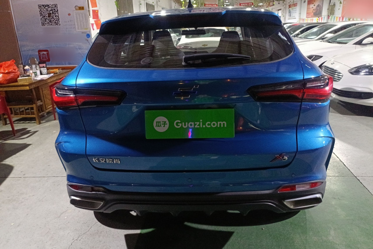 长安欧尚X5 2021款 改款 1.6L 手动豪华型车身外观6