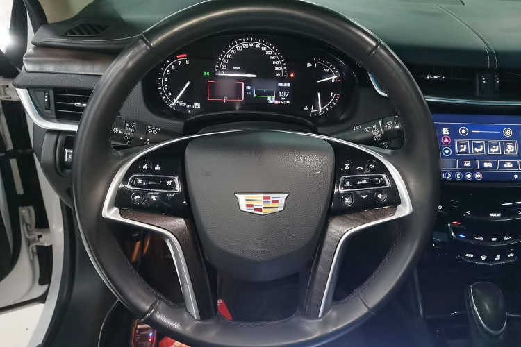 凯迪拉克XTS 2018款 28T 精英型局部细节13