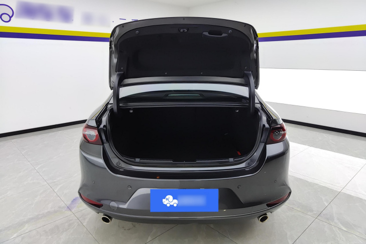 马自达3 昂克赛拉 2023款 2.0L 自动质耀版机舱底盘23