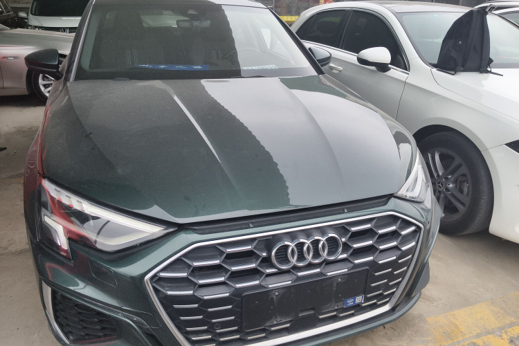 奥迪A3 2022款 A3L Limousine 35 TFSI 时尚运动型车身外观2