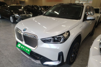 宝马iX1 2023款 xDrive30L X设计套装