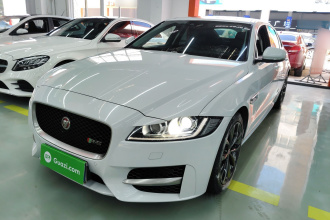 捷豹XF 2016款 XF 2.0T 两驱R-Sport运动版