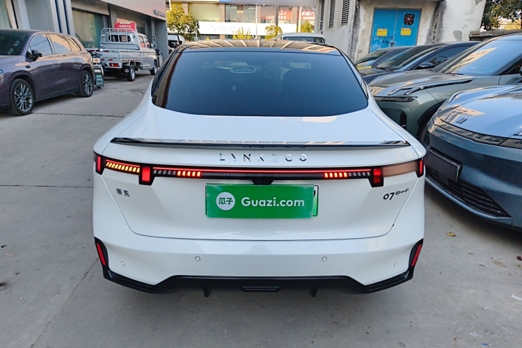 领克07 2024款 EM-P 126长续航 Ultra车身外观6004