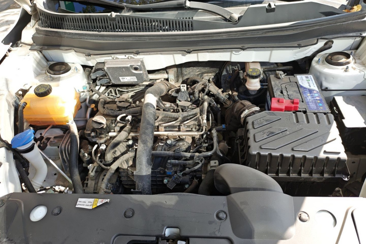 北京汽车 北京X3 2020款 1.5T 手动荣耀版PLUS机舱底盘24